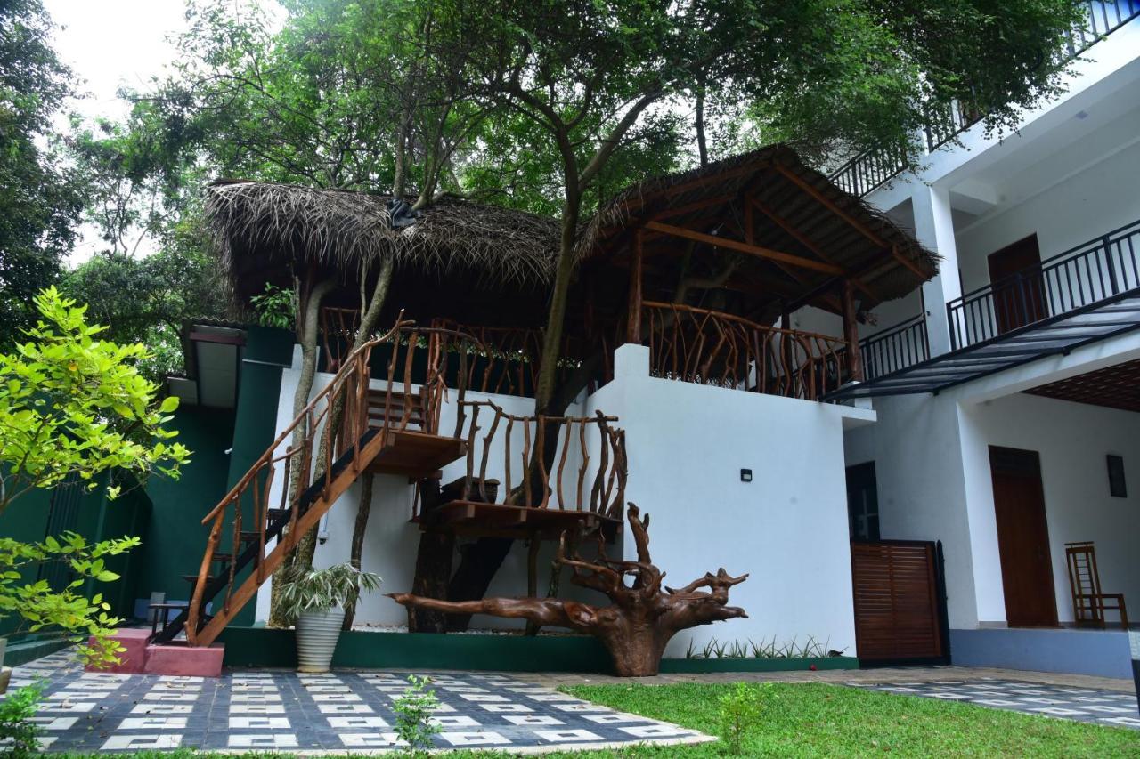 Eden Grand Hotel Dambulla Ngoại thất bức ảnh