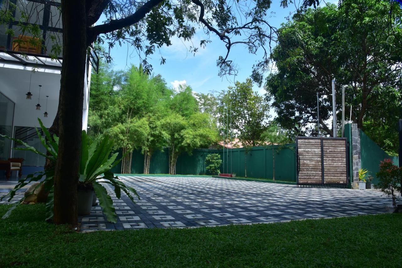 Eden Grand Hotel Dambulla Ngoại thất bức ảnh