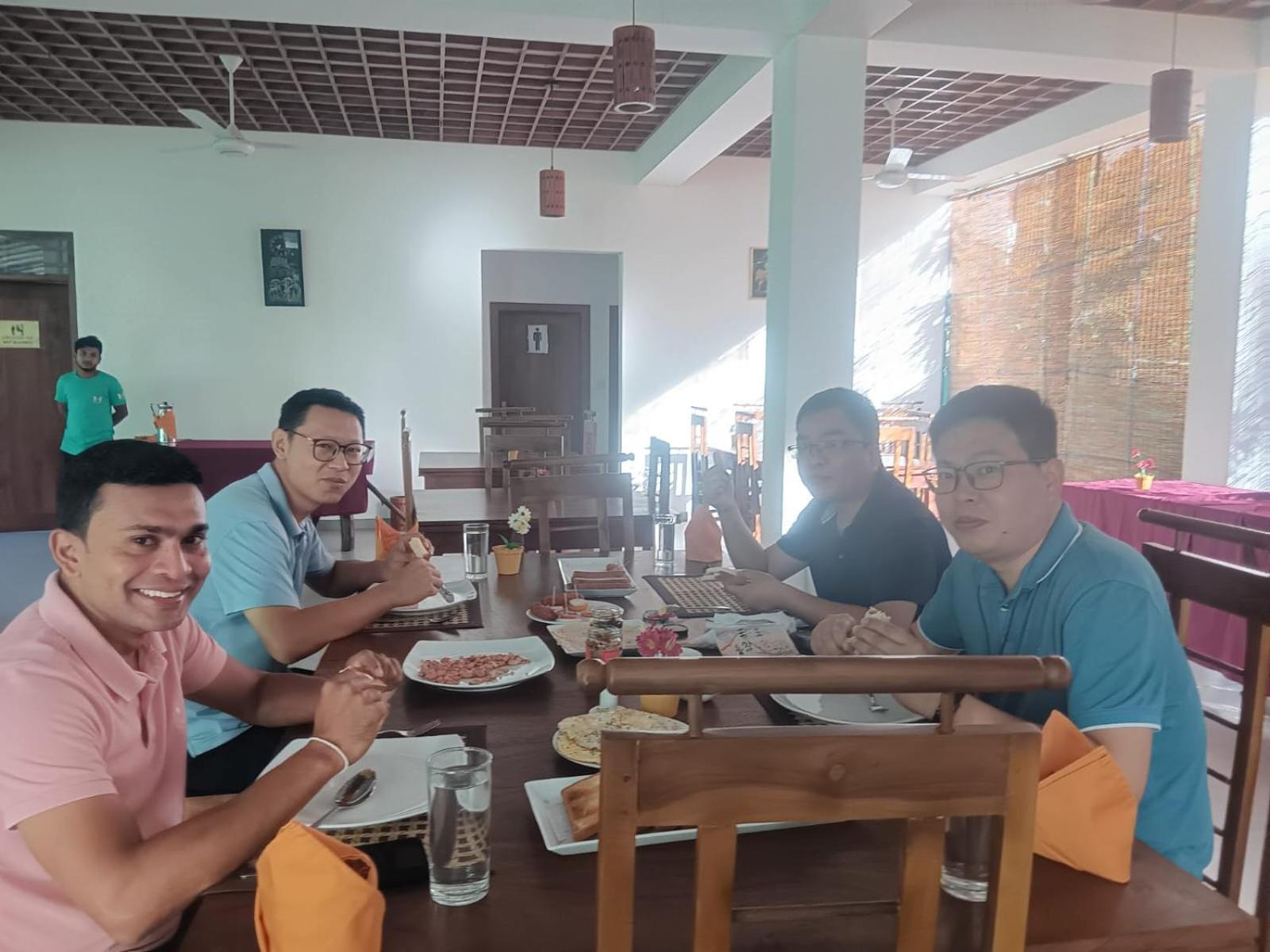 Eden Grand Hotel Dambulla Ngoại thất bức ảnh